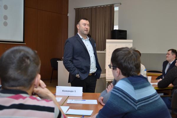 программный директор в Hanken & SSE Executive Education в Хельсинки Петер Зашев